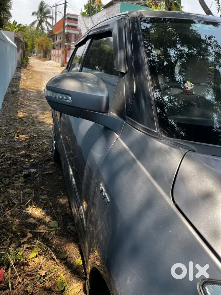 Maruti Suzuki Swift Dzire 2012