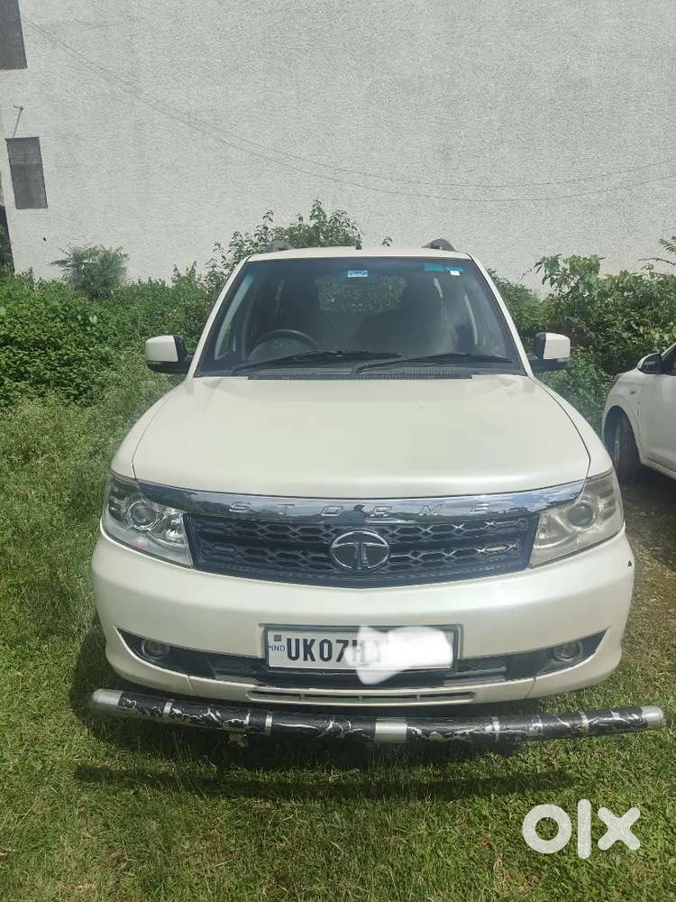 Tata Safari Storme 2015 2nd Owner