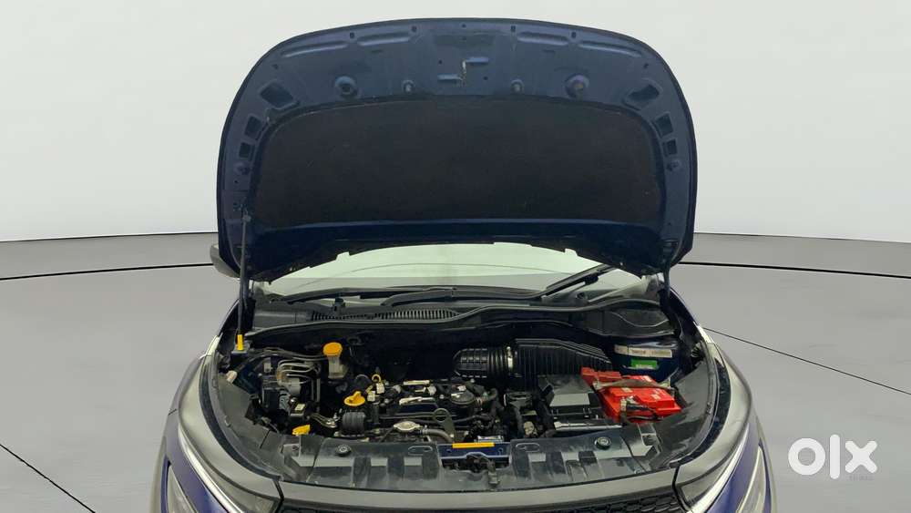 Tata Altroz 1.2 Xza Plus, 2022, Petrol