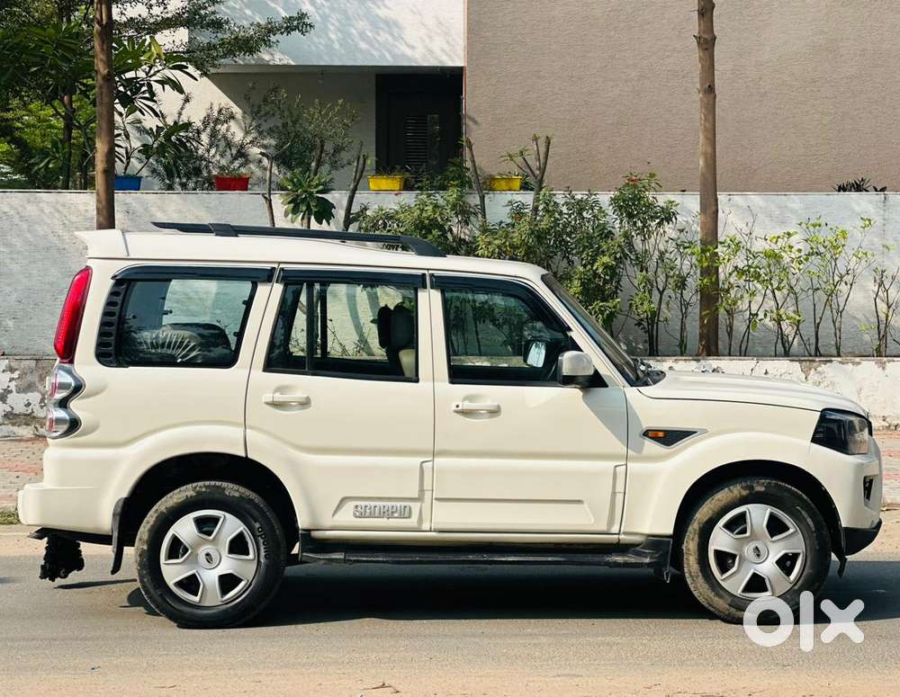 Mahindra Scorpio, 2017, Diesel