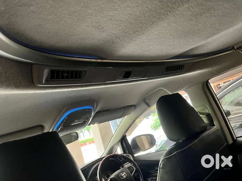 Toyota Innova Crysta 2017