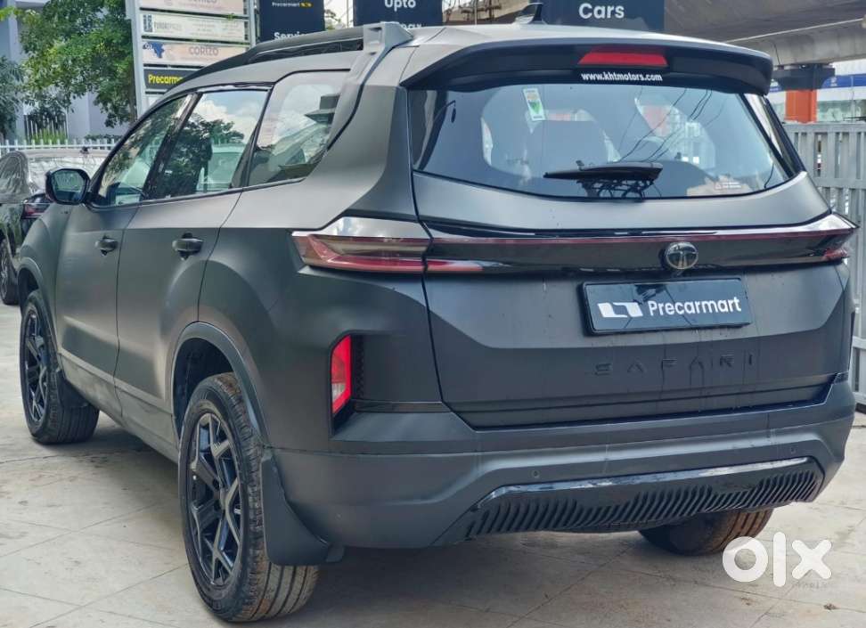 Tata Safari Accomplished X Plus 7 Str Stealth Edition At, 2025, Dies..