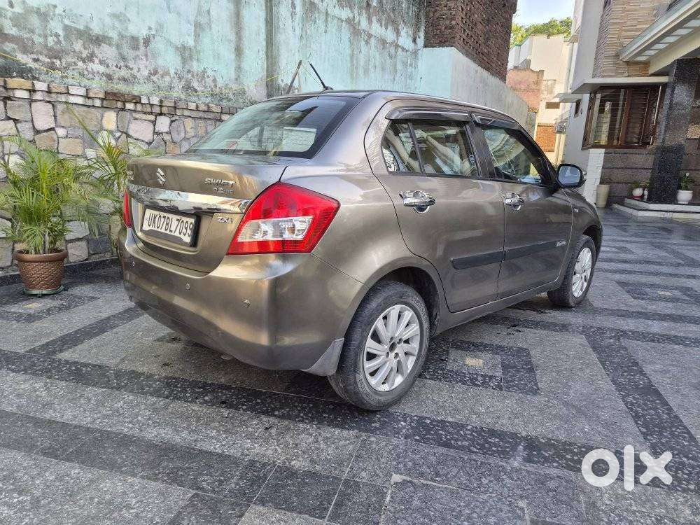 Maruti Suzuki Swift Dzire 1.2 Zxi Bsiv, 2015, Petrol