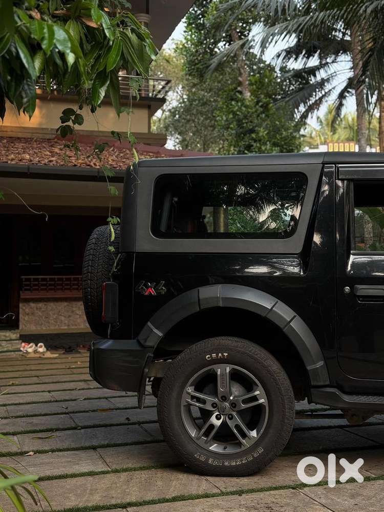 Mahindrathar Petrol Automatic 4*4 Single Owner