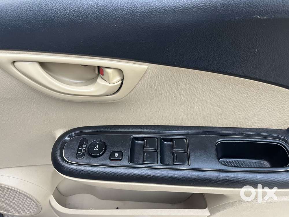 Honda Mobilio 1.5 V I- Dtec Celebration Edition, 2016, Diesel
