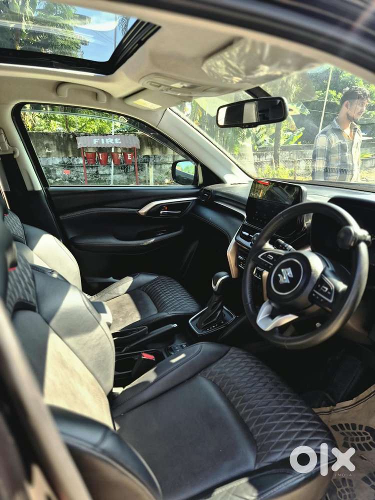 Maruti Suzuki Grand Vitara 1.5 Alpha Plus Intelligent Hybrid Ecvt, 2..