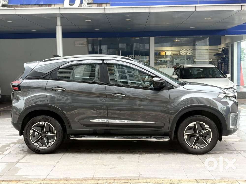 Tata Nexon Creative Plus 1.2 Revotron Petrol 6 Mt, 2024, Petrol