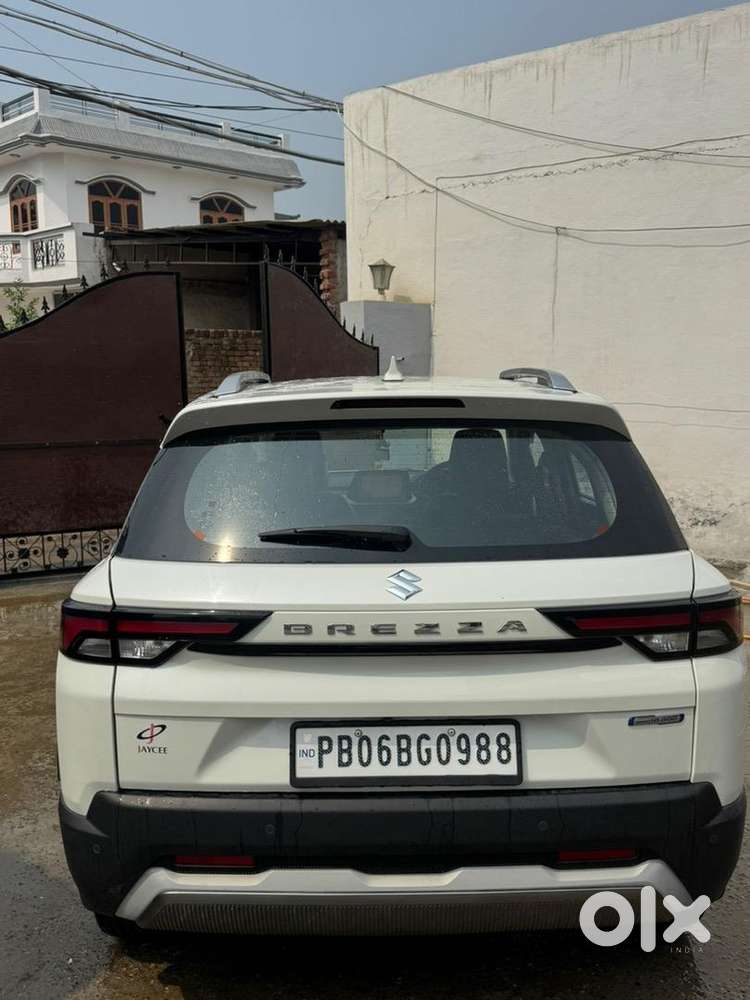 Maruti Suzuki Brezza 2024 Petrol Good Condition