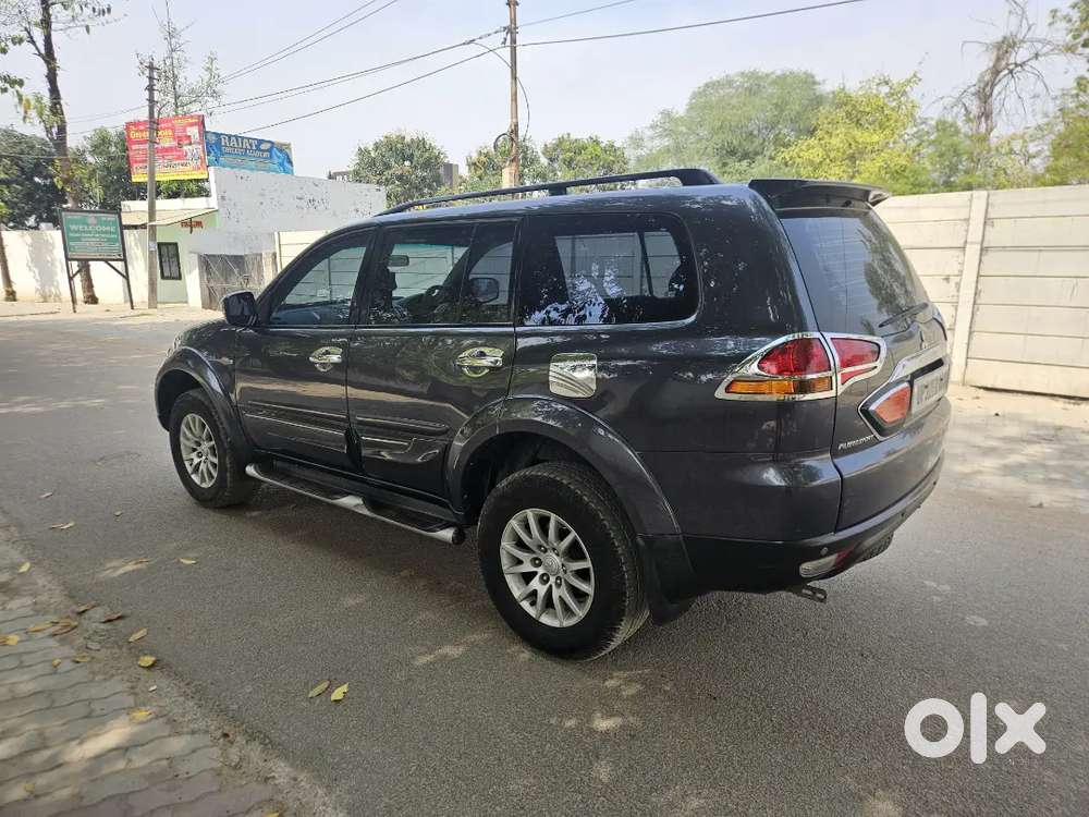 Mitsubishi Pajero Sport 2012