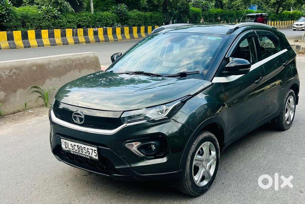 Tata Nexon 1.2 Revotron Xm (s), 2023, Cng & Hybrids