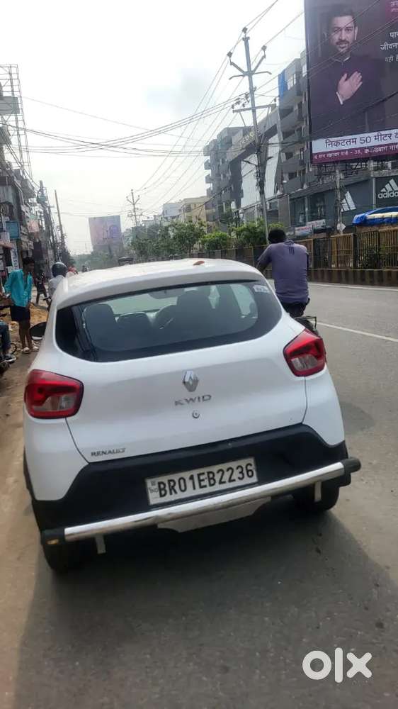 Renault Kwid 1.0 Rxt 2019 Only 6000 Km Run