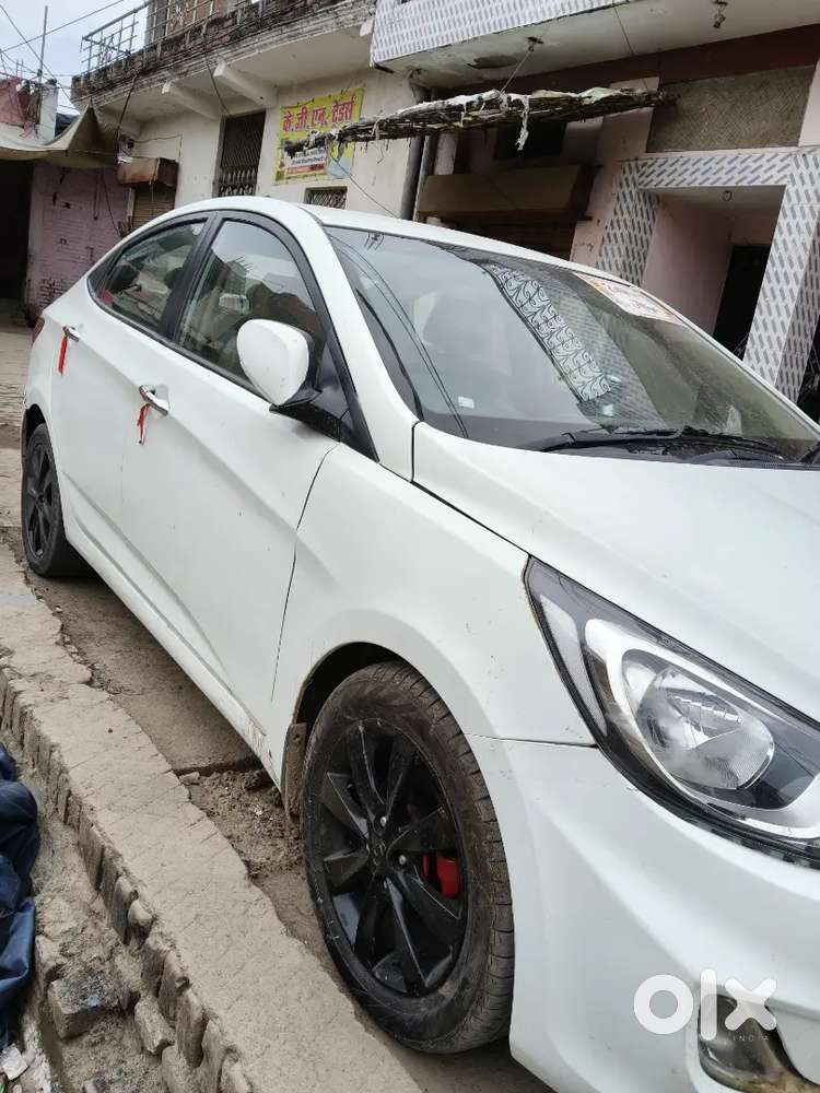 Hyundai Verna 2013 Petrol Well Maintained