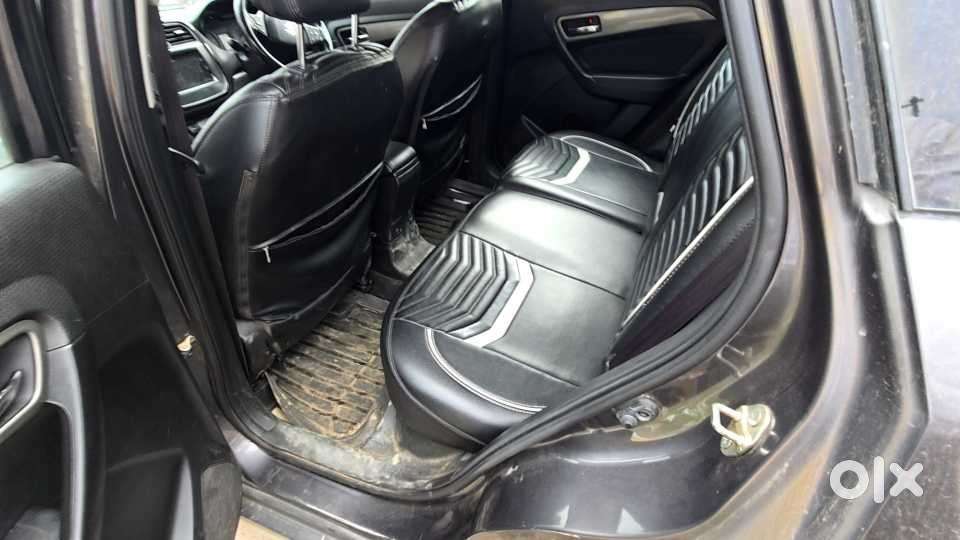 Maruti Suzuki Brezza Zdi+ Dual Tone, 2019, Diesel