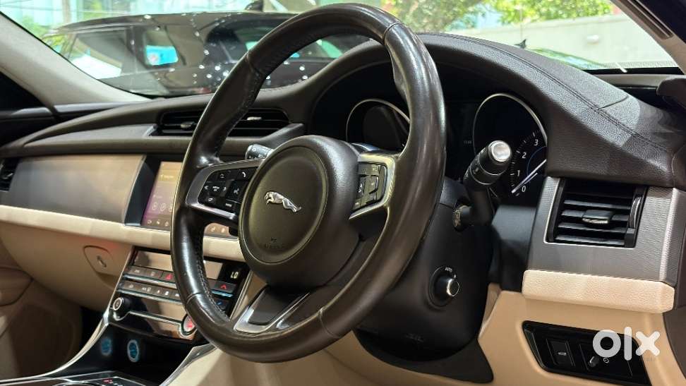Jaguar Xf 2.0 Petrol Prestige, 2020, Petrol