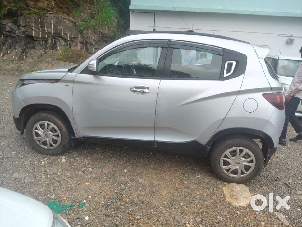 Mahindra Kuv 100, 2016, Petrol