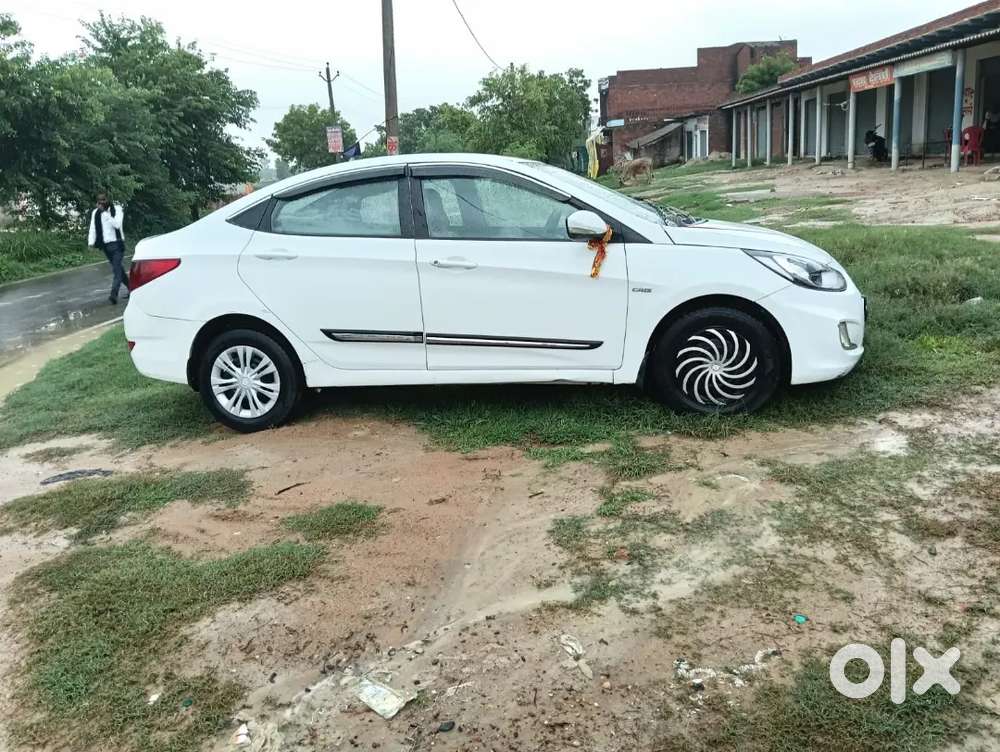 Hyundai Verna Sx Crdi 2013