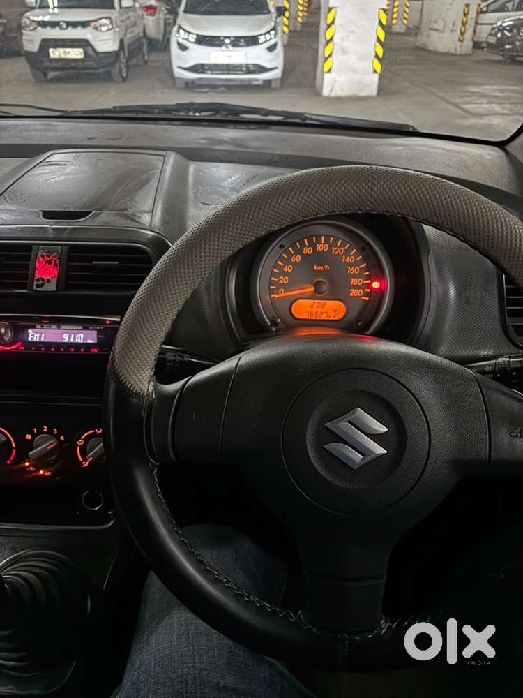 Maruti Suzuki Ritz Lxi, 2012, Petrol