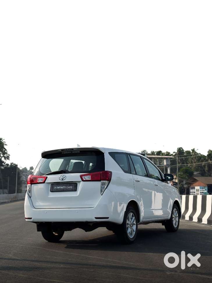 Toyota Innova Crysta