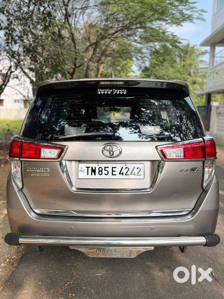 Toyota Innova Crysta 2.4 V, 2017, Diesel