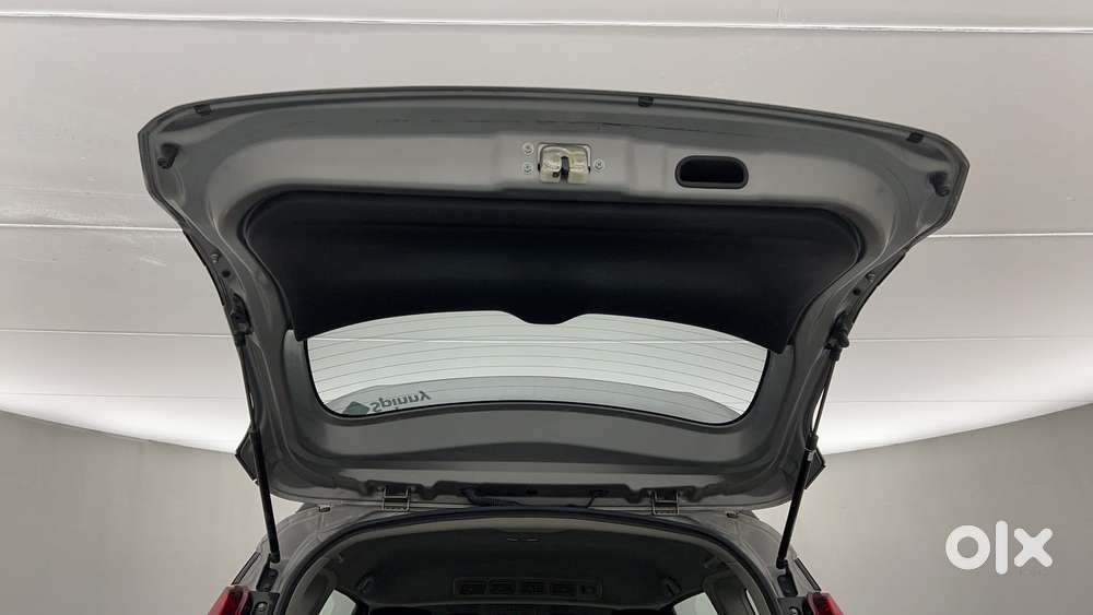 Maruti Suzuki Xl6 1.5 Zeta Mt, 2022, Petrol