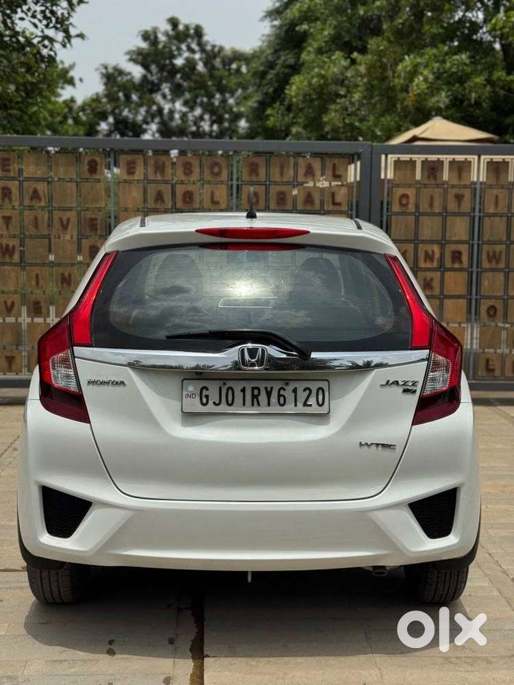 Honda Jazz V Automatic, 2017, Petrol