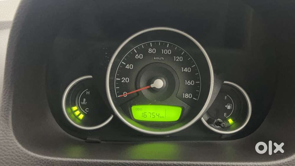 Hyundai Eon Sportz, 2016, Petrol