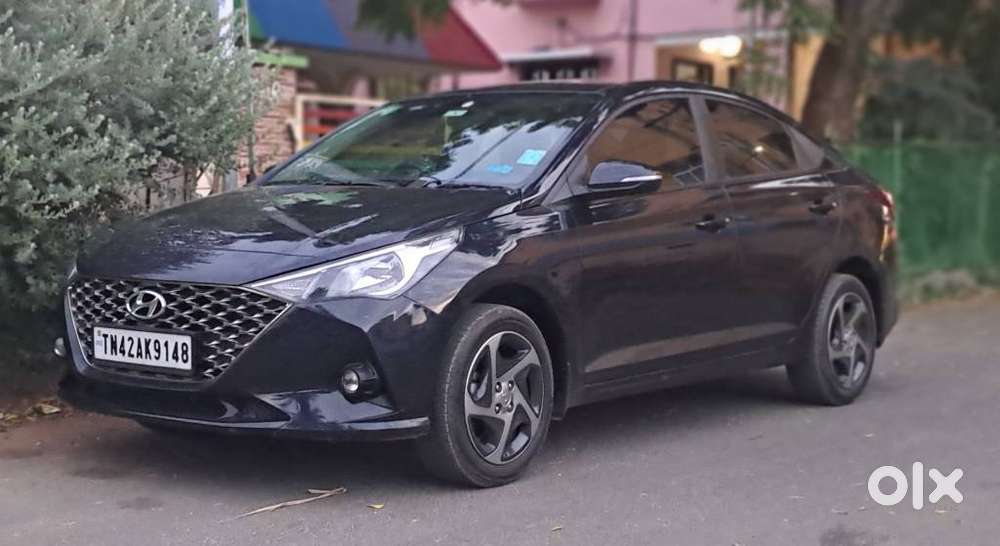 Hyundai Fluidic Verna, 2022, Petrol