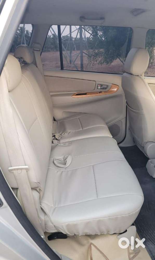 Toyota Innova 2.5 Vx 8 Str, 2009, Diesel