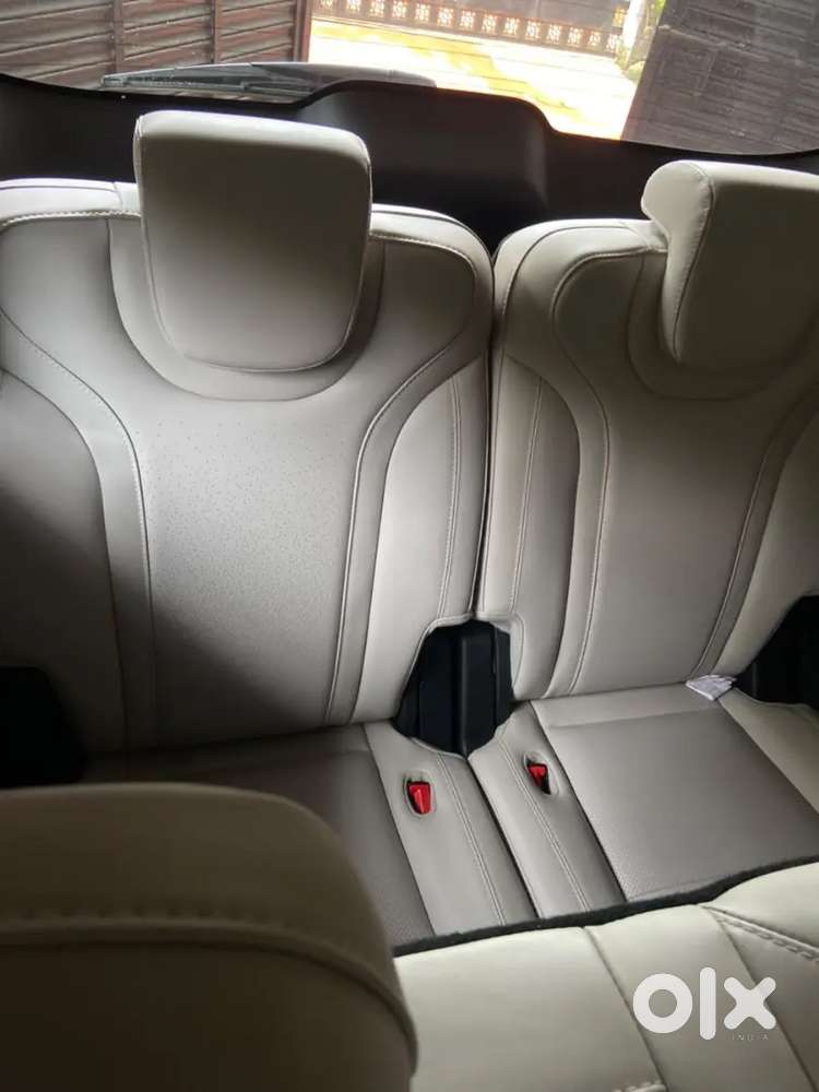 Mahindra Xuv 700 Ax7l Diesel