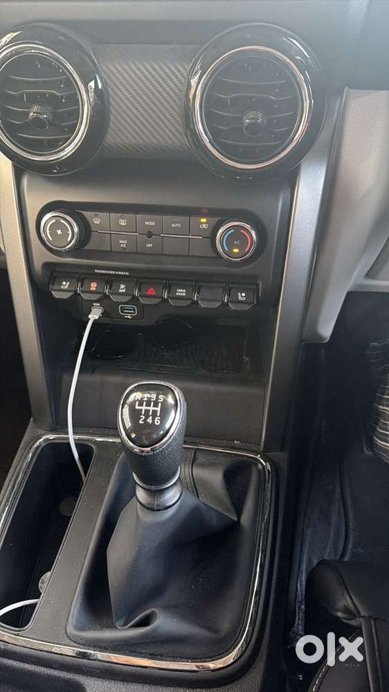 Mahindra Thar Roxx 2026 Diesel Star Edition Manual