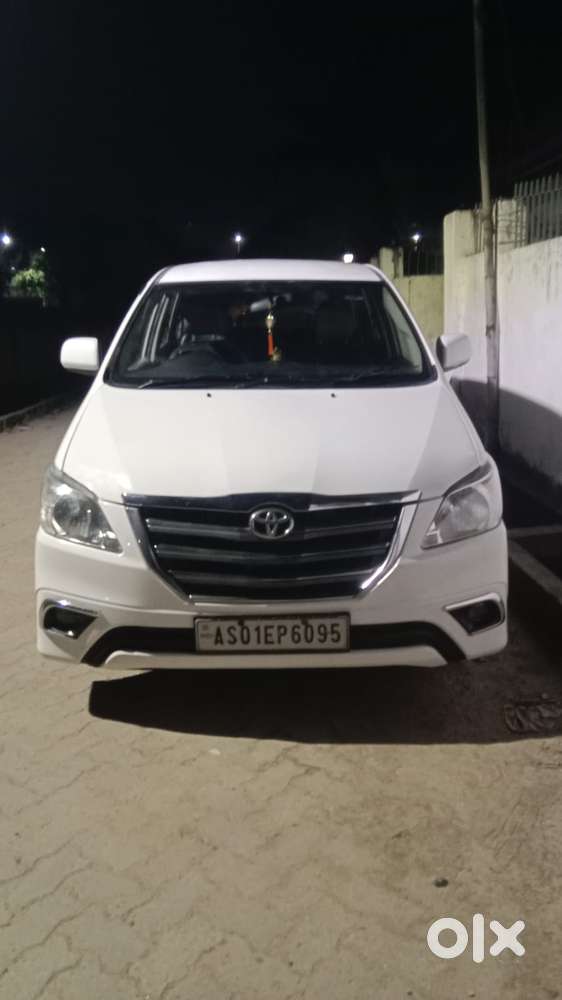 Toyota Innova 2.5 G (diesel) 8 Seater, 2015, Diesel