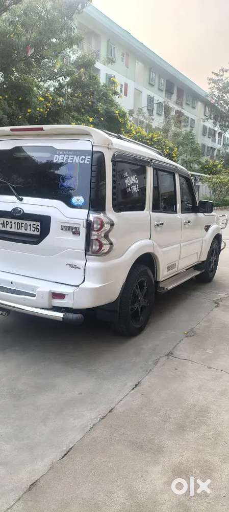 Mahindra Scorpio S10, 2016 Model, Diesel, 154000 Km Driven. New Ac.