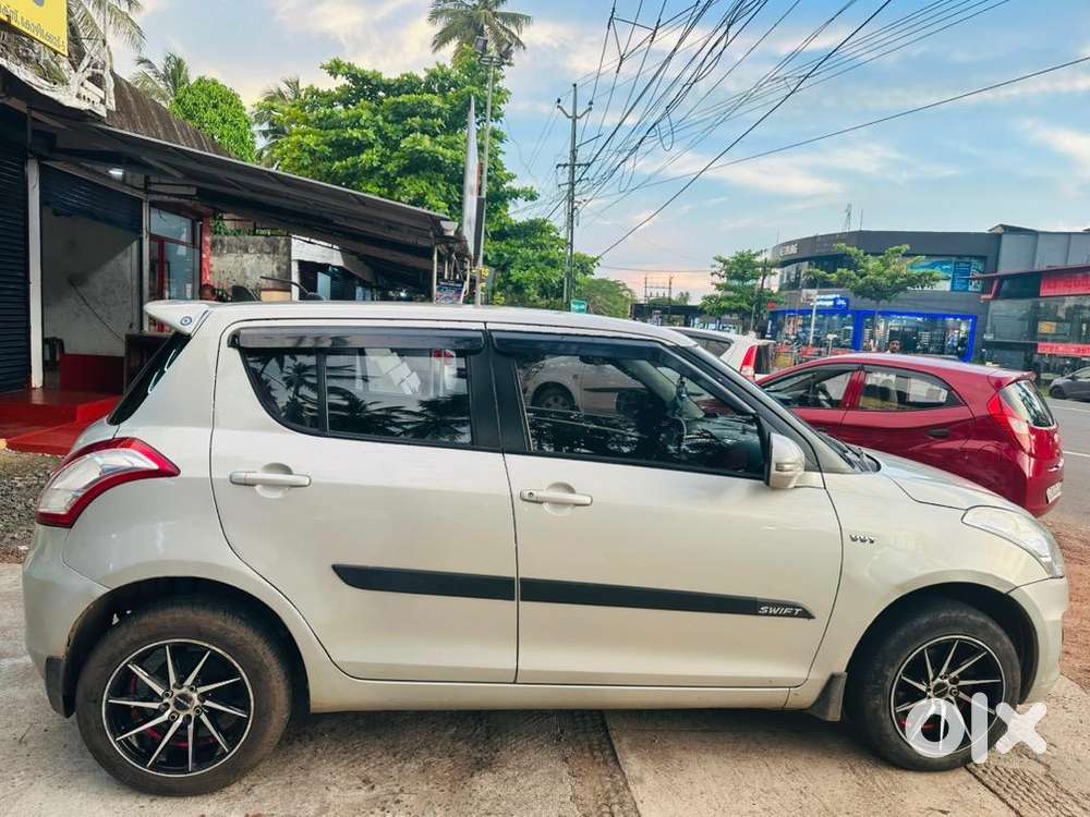 Maruti Suzuki Swift Vxi(o) 2017 /petrol /well Maintained/low Km
