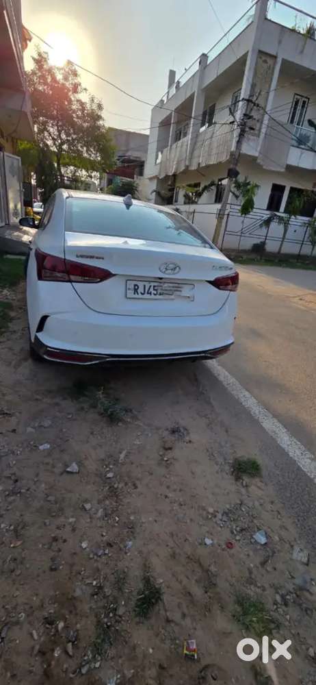 Hyundai Verna Petrol Mt 2021 Variant