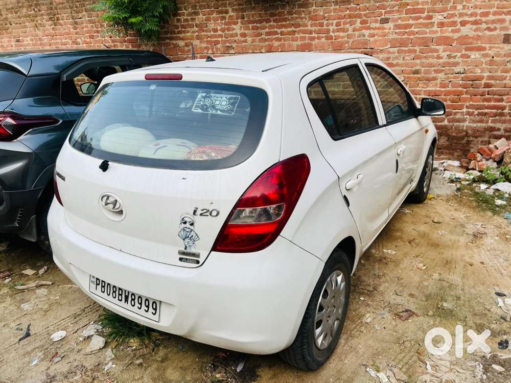 Hyundai I20 2011 Petrol Well Maintained