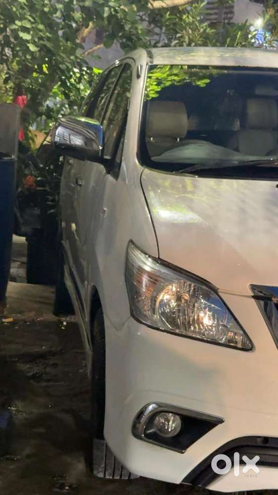 Toyota Innova 2012 Diesel 166000 Km Driven