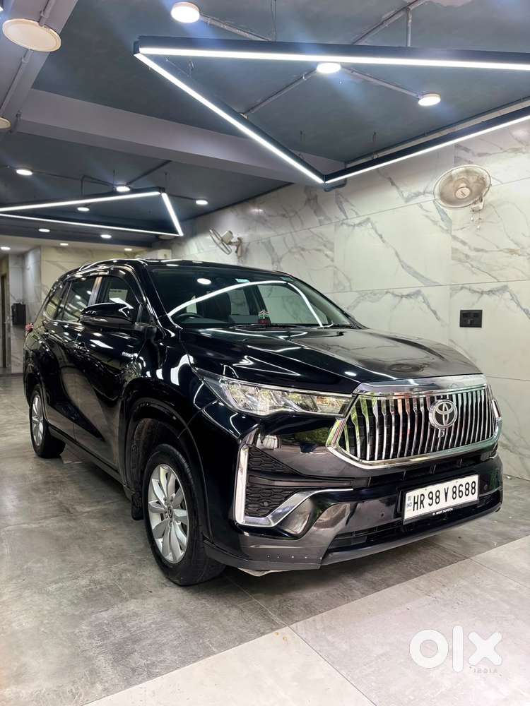 Toyota Innova Hycross 2.0 Vx Hybrid 7 Str, 2025, Petrol