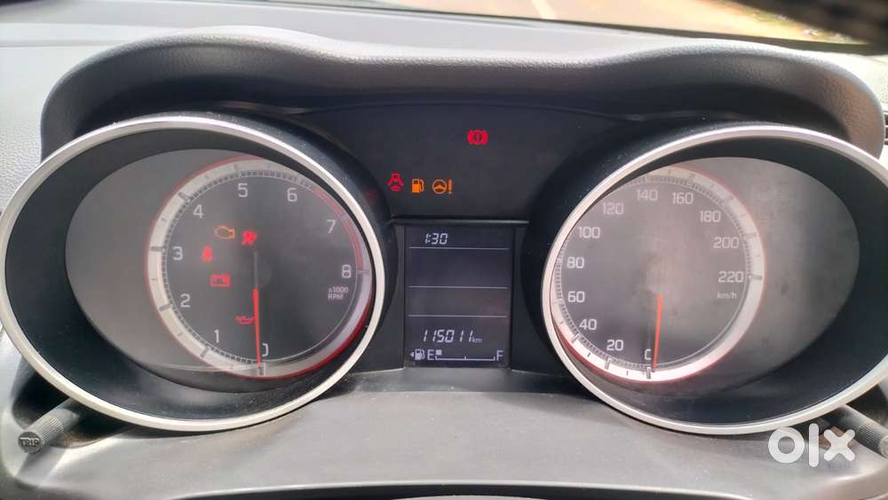 Maruti Suzuki Swift Vxi Optional, 2020, Petrol