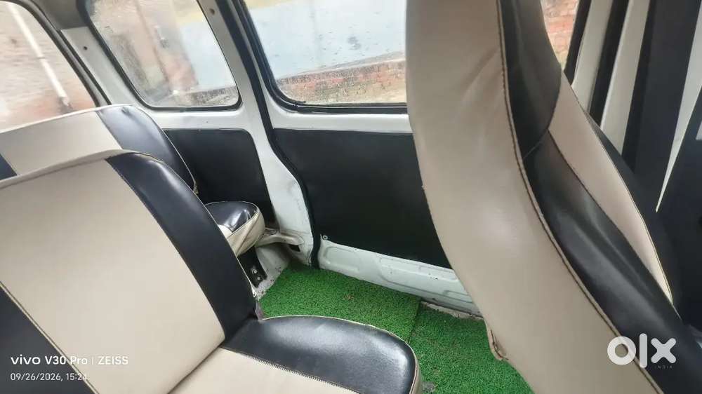 Maruti Suzuki Eeco 2016