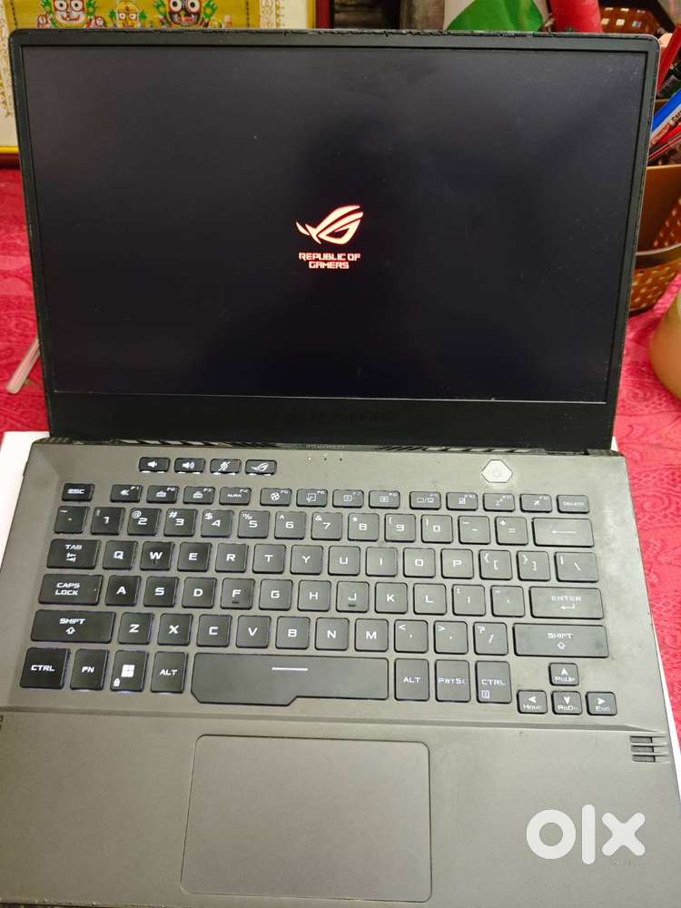 ASUS ROG Zephyrus G14 Gaming Laptop &ndash; Ryzen 7, GTX 1650, 16GB RAM