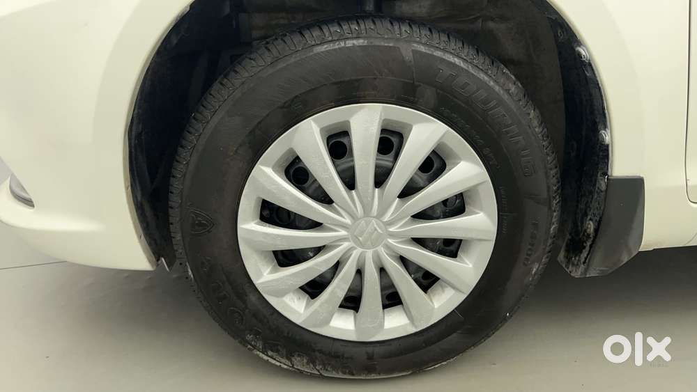 Maruti Suzuki Swift Dzire Vxi At, 2015, Petrol