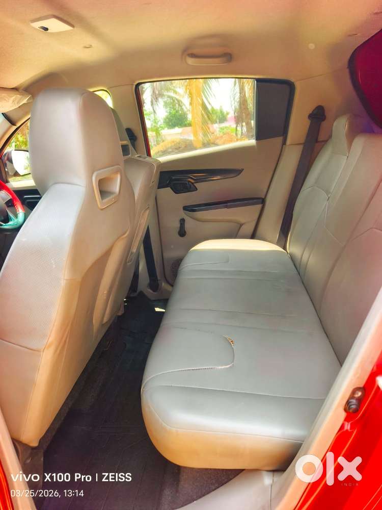 Mahindra Kuv 100 2016-2017 Mfalcon G80 K2, 2016, Petrol