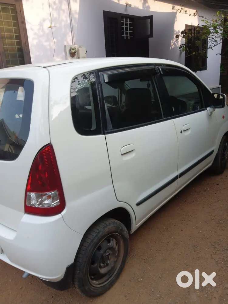 Maruti Suzuki Zen Estilo 2009