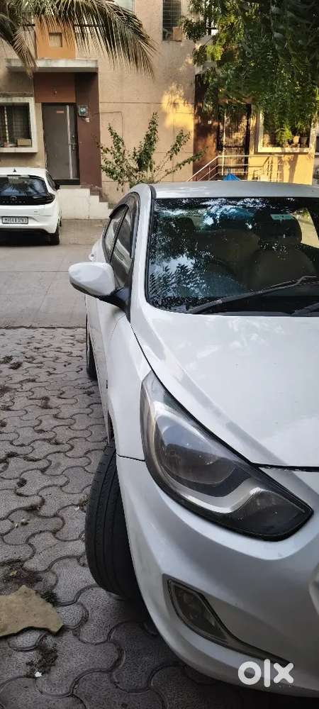 Verna Petrol+cng Good Candishan