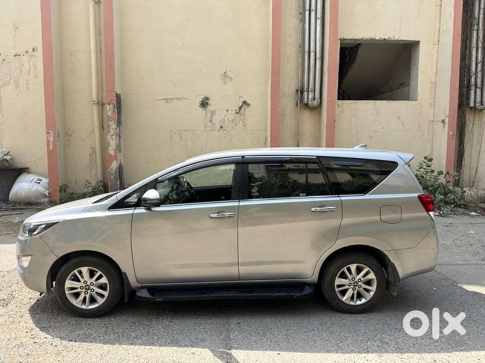Toyota Innova Crysta 2.7 Vx Mt, 2019, Petrol