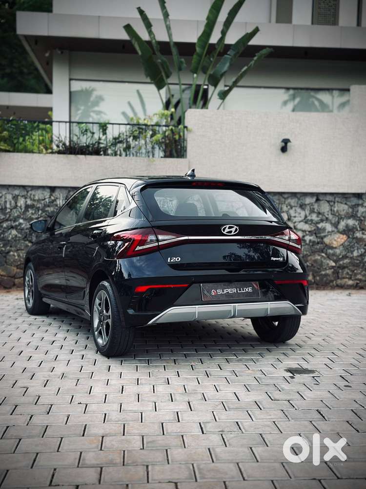 Hyundai I20 Sportz 1.2 Ivt, 2024, Petrol