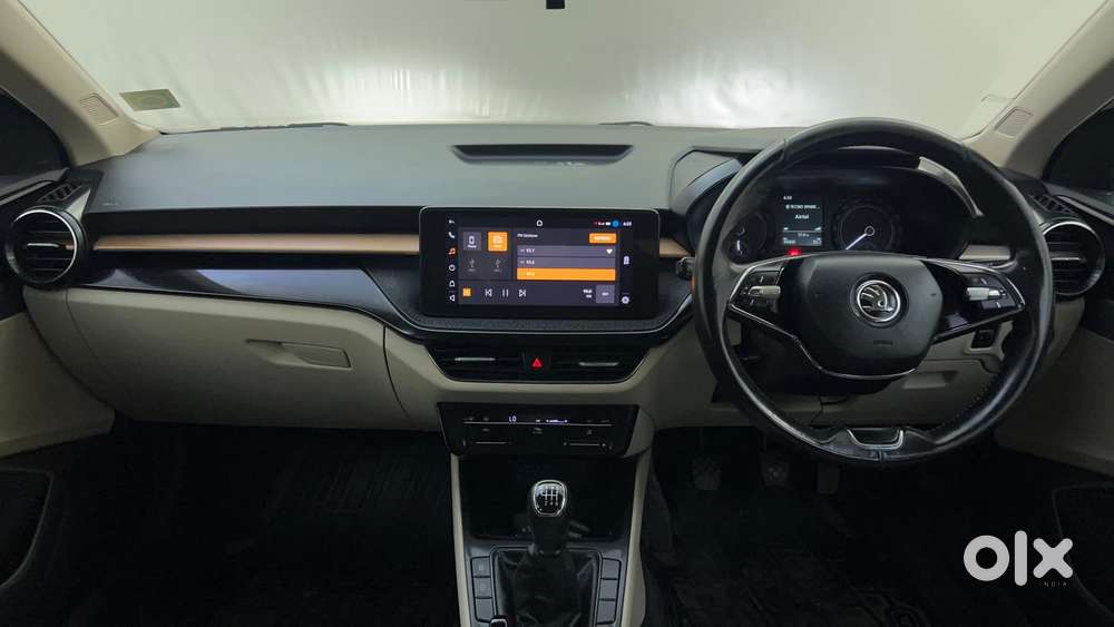 Skoda Slavia Ambition 1.0l Tsi Mt, 2022, Petrol
