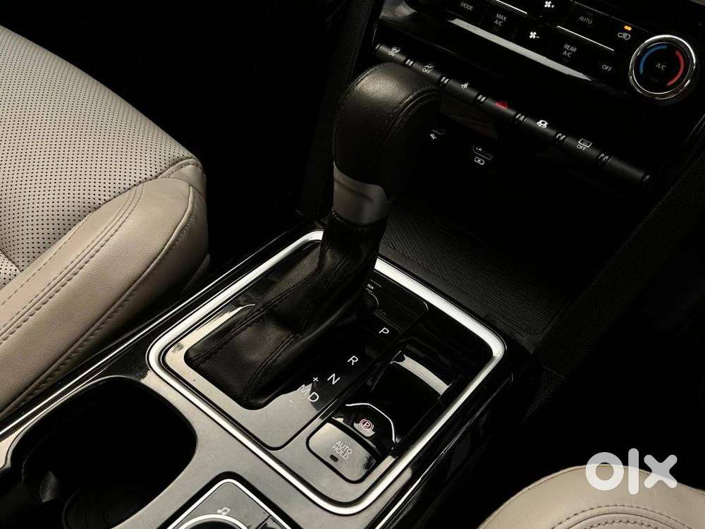 Mahindra Xuv700 2.0 Ax 7 Petrol At Luxury Pack Str, 2026, Petrol