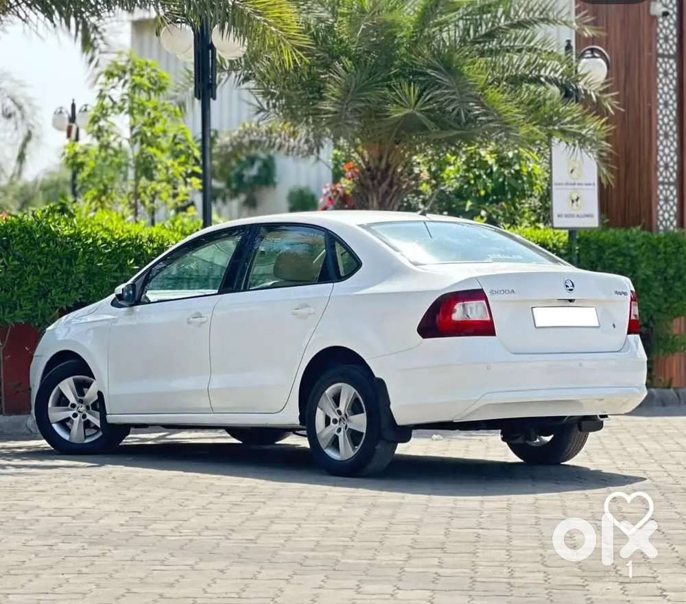 Skoda Rapid Petrol Manual Excellent Condition For Immediate Sale