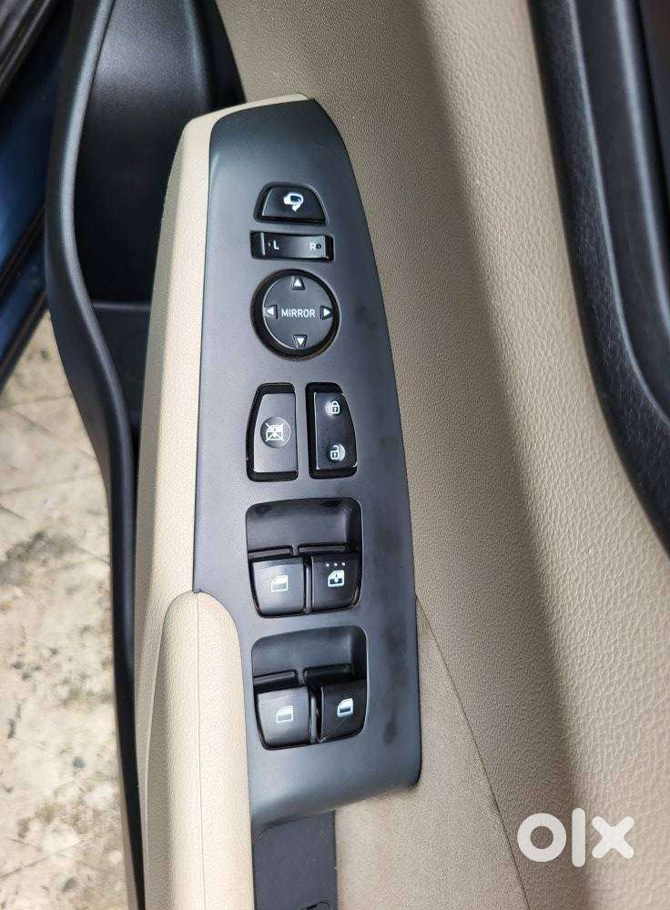 Hyundai Verna Sx 1.5 Petrol Ivt, 2023, Petrol